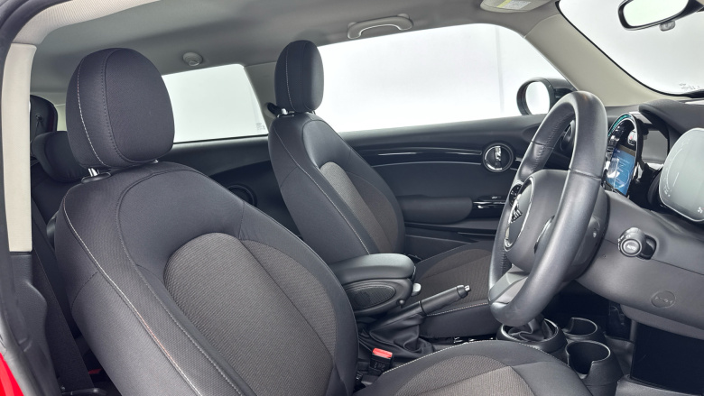 MINI Hatchback 1.5 Cooper Classic Premium 3dr Petrol Hatchback